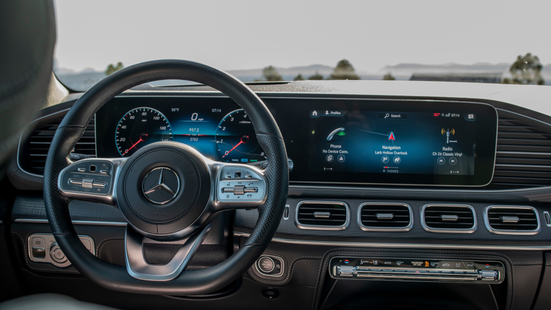 Illustration for article titled The Mercedes-Benz GLS 2020 Is Impossible to Fill Shoes